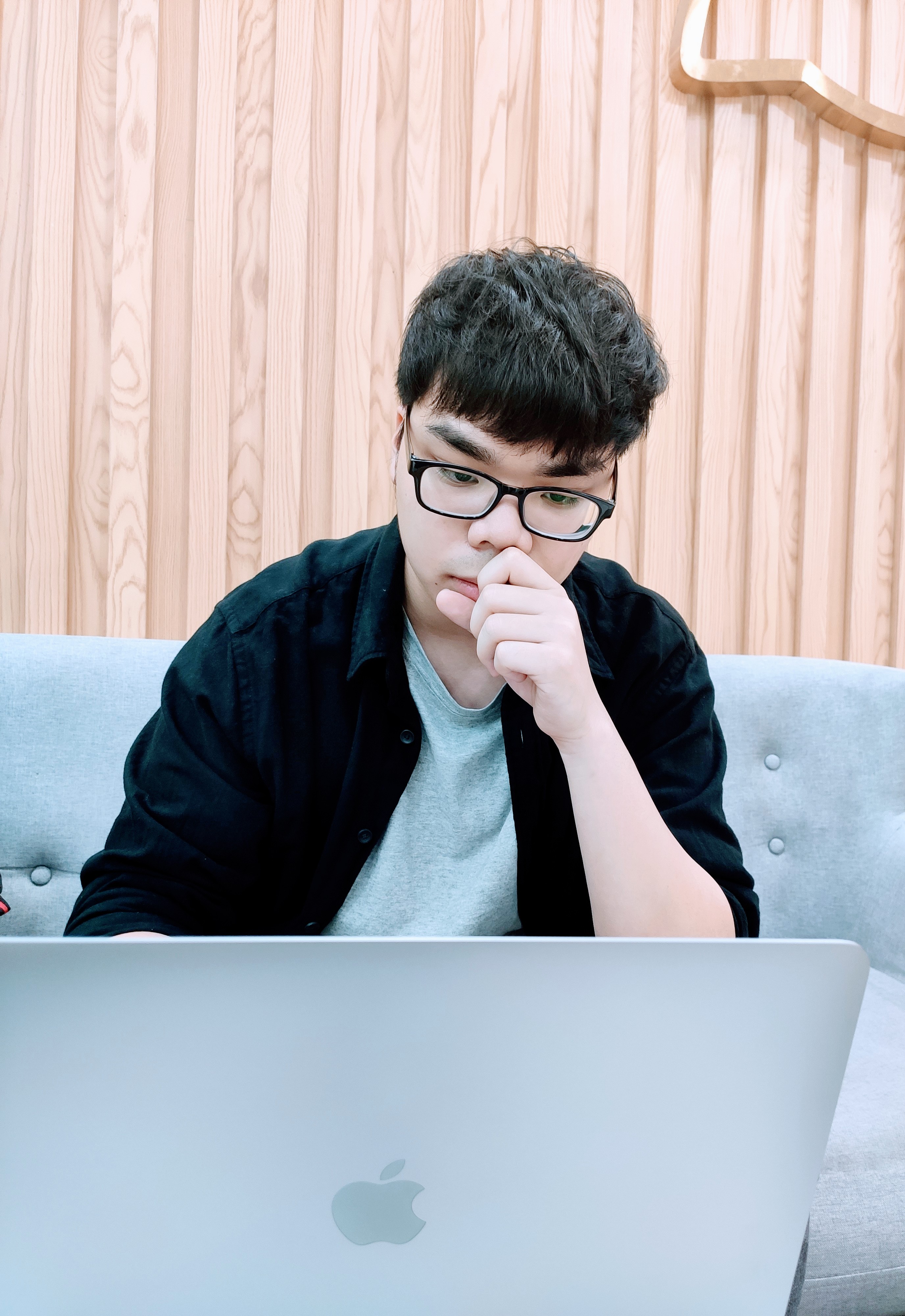 Ram Maheshwari Logo Image